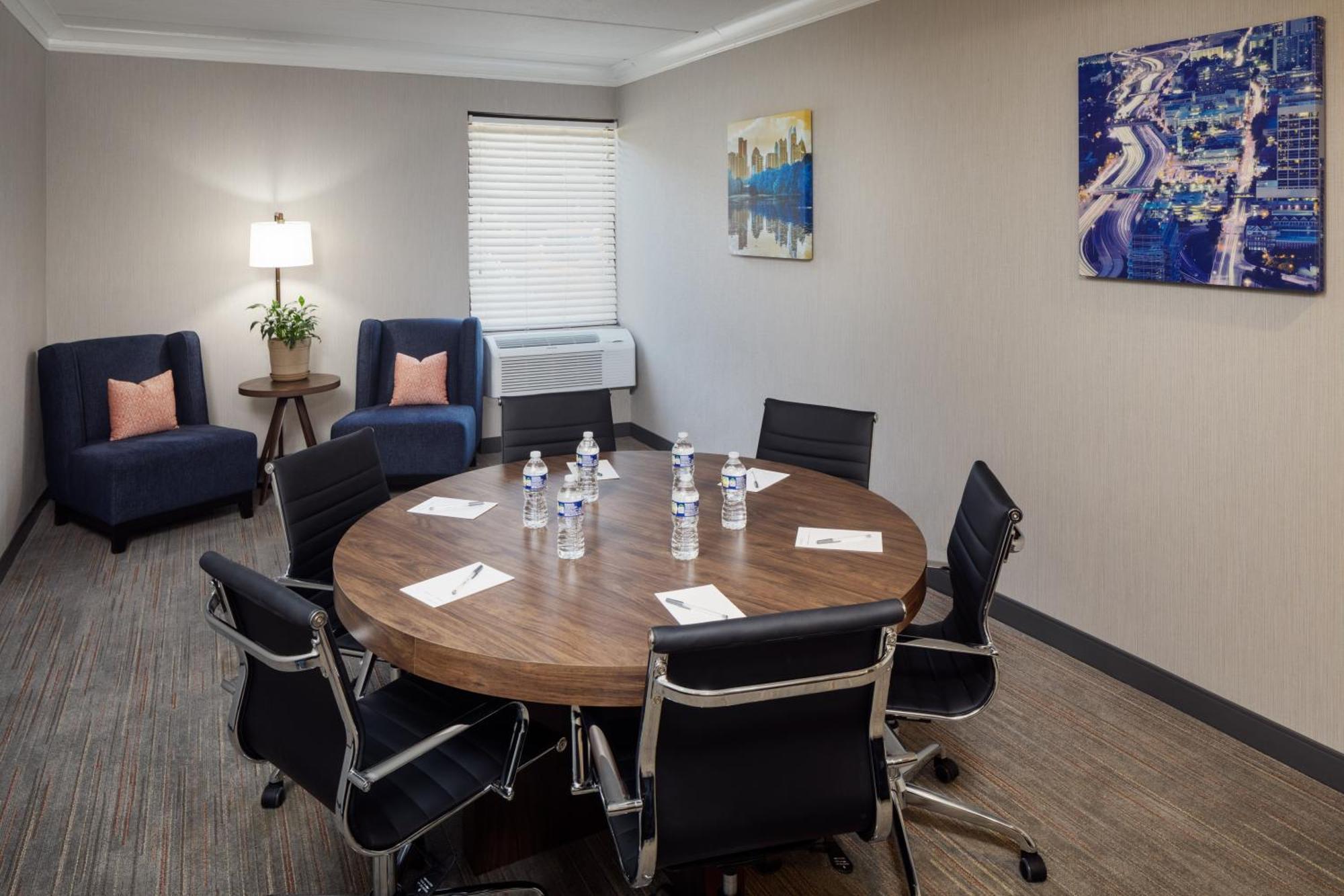 Hampton Atlanta-northlake Hotel