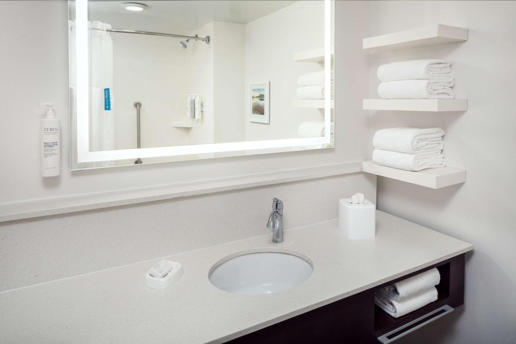 Hotel Hampton Atlanta-northlake 3*